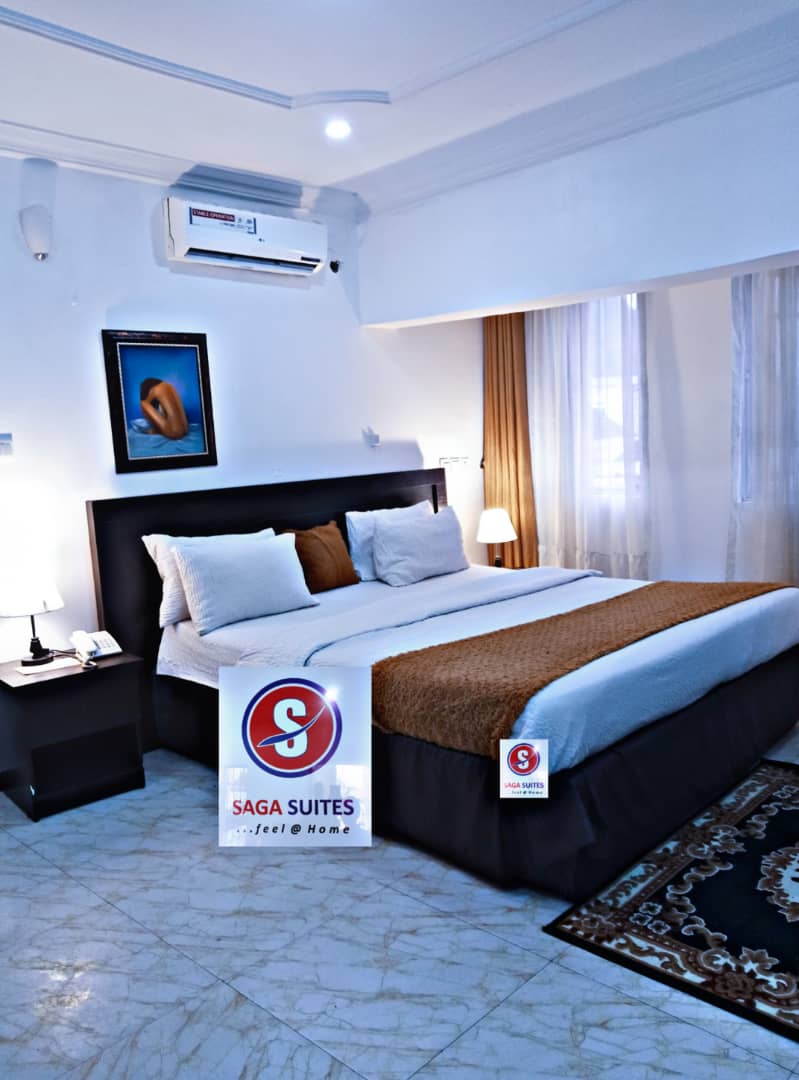 Executive Jumbo Suite