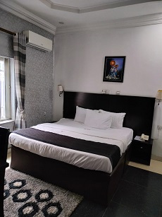  Saga Suites & Apartments